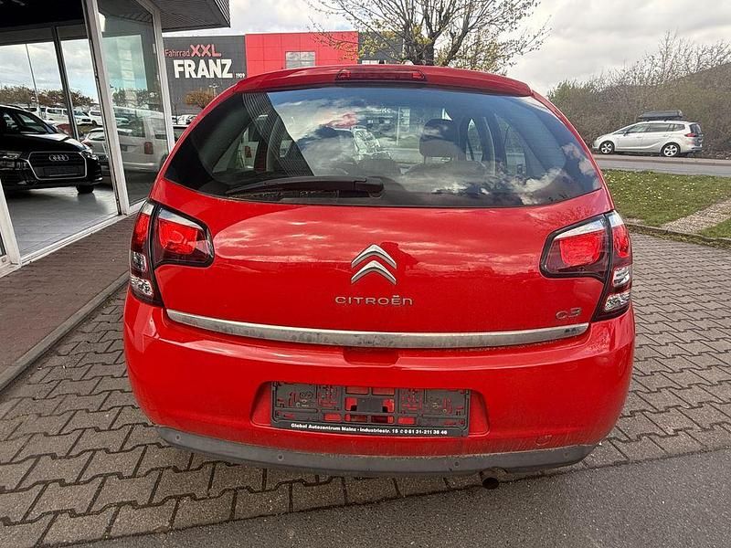 Gebraucht Citroën C3 SELECTION 82 PS (60 kW) 2016 Rot Limousine