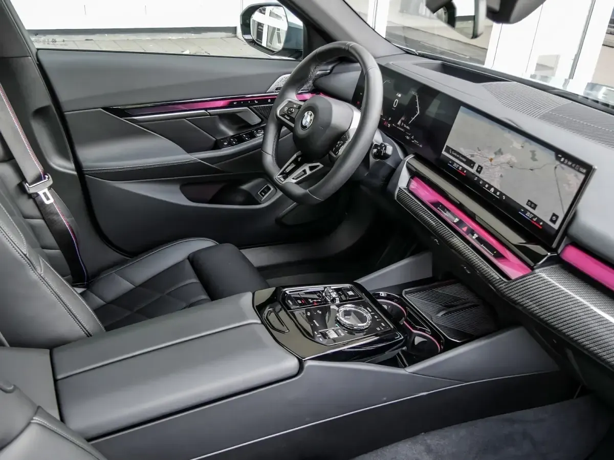 Gebraucht BMW 540 M Sport 286 PS (210 kW) 2025 Grün Kombi