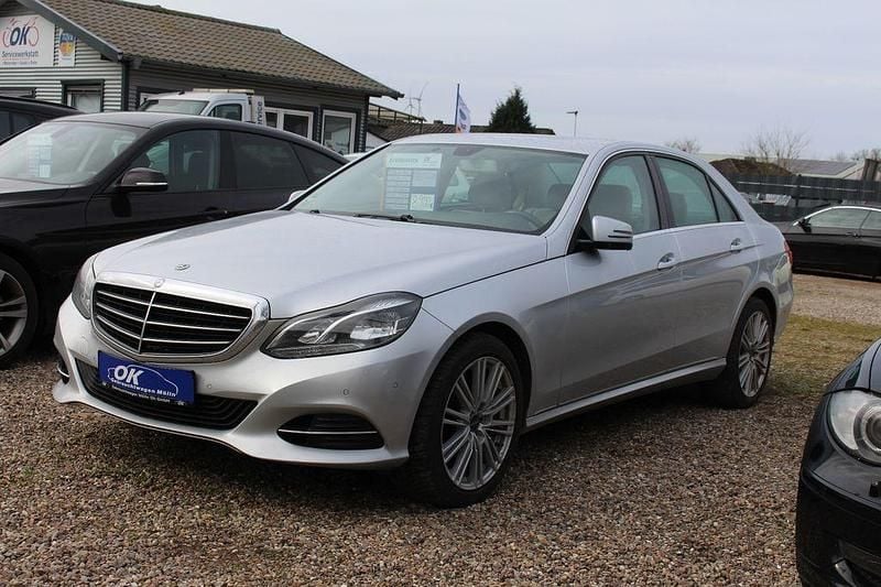 Gebraucht Mercedes E200 136 PS (100 kW) 2013 Silber Limousine