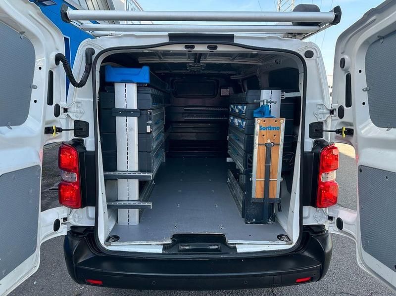 Gebraucht Opel Vivaro Edition 122 PS (89 kW) 2021 Weiß Van / Kleinbus