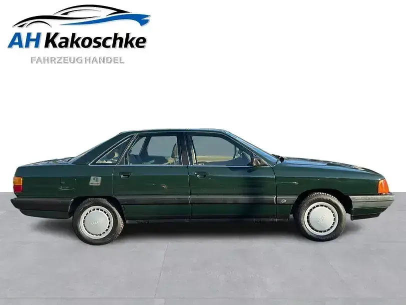 Usata Audi 100 90 CV (66 kW) 1990 Verde Berlina