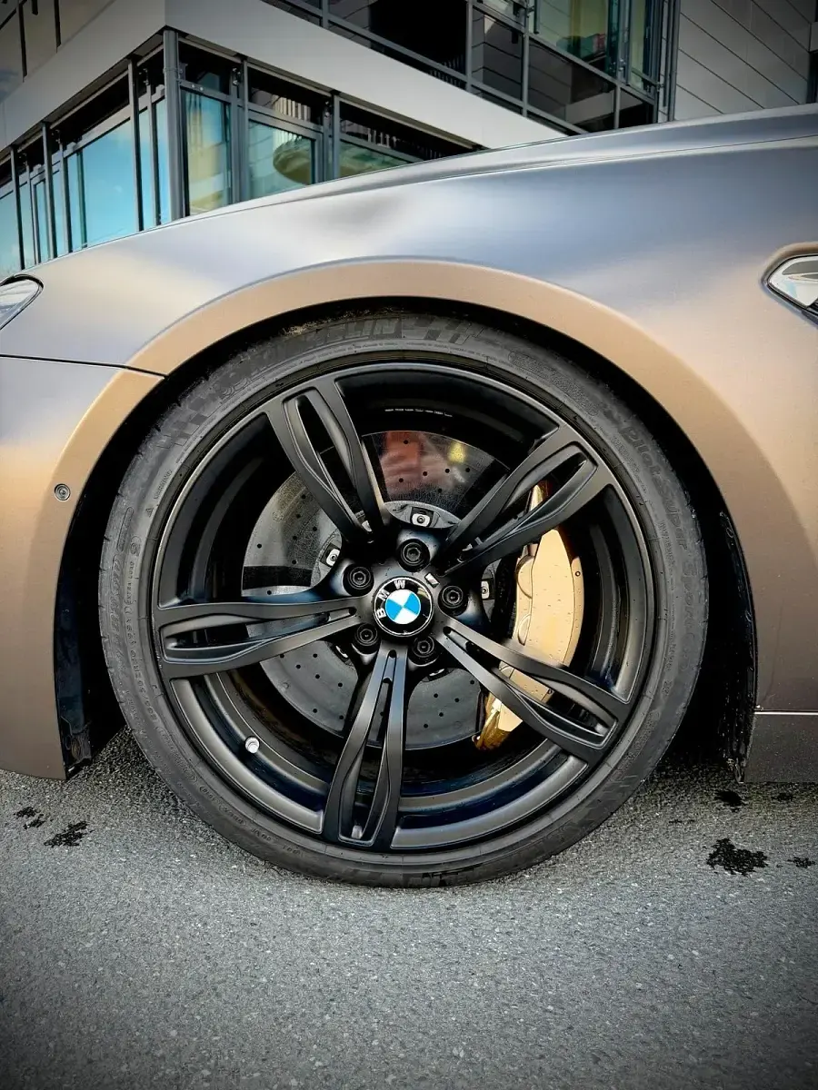 Gebraucht BMW M6 Cabriolet Comfort Edition 560 PS (411 kW) 2014 Braun Cabrio