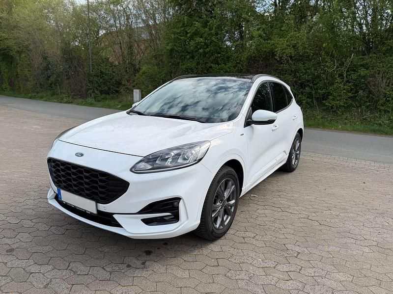 Gebraucht Ford Kuga ST-Line 190 PS (139 kW) 2021 Weiß SUV