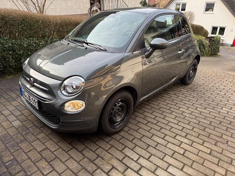 Grau Gebraucht 2019 Fiat 500 Lounge Kleinwagen | 10.700 € (Fairer Preis) - Bild 1/4