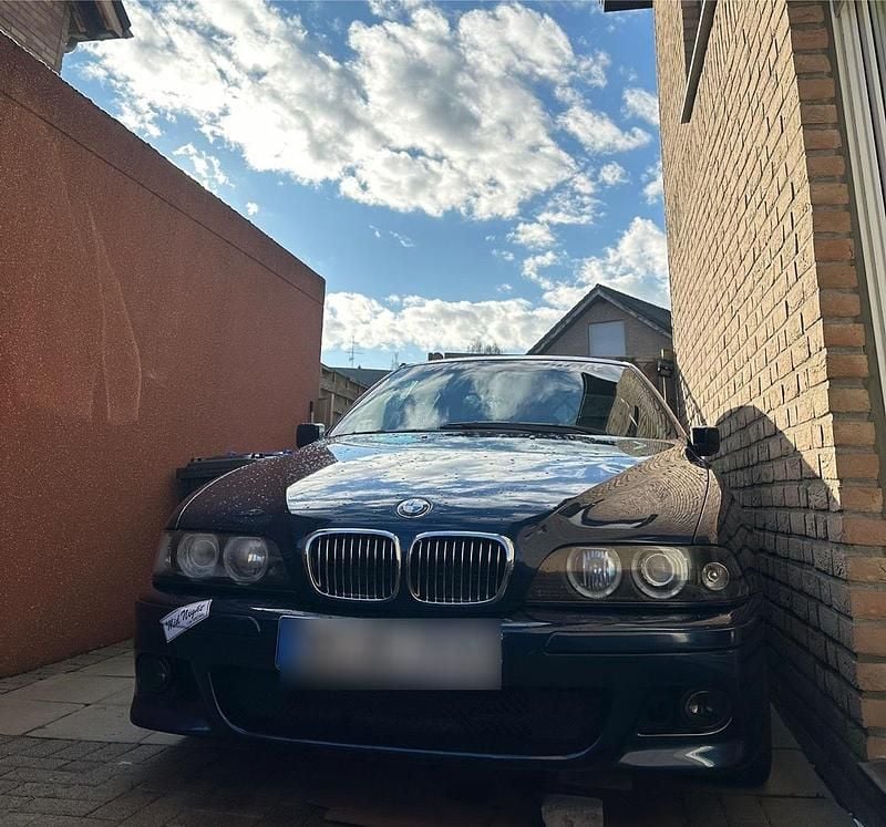 Gebraucht BMW 523 170 PS (125 kW) 1997 Blau Limousine