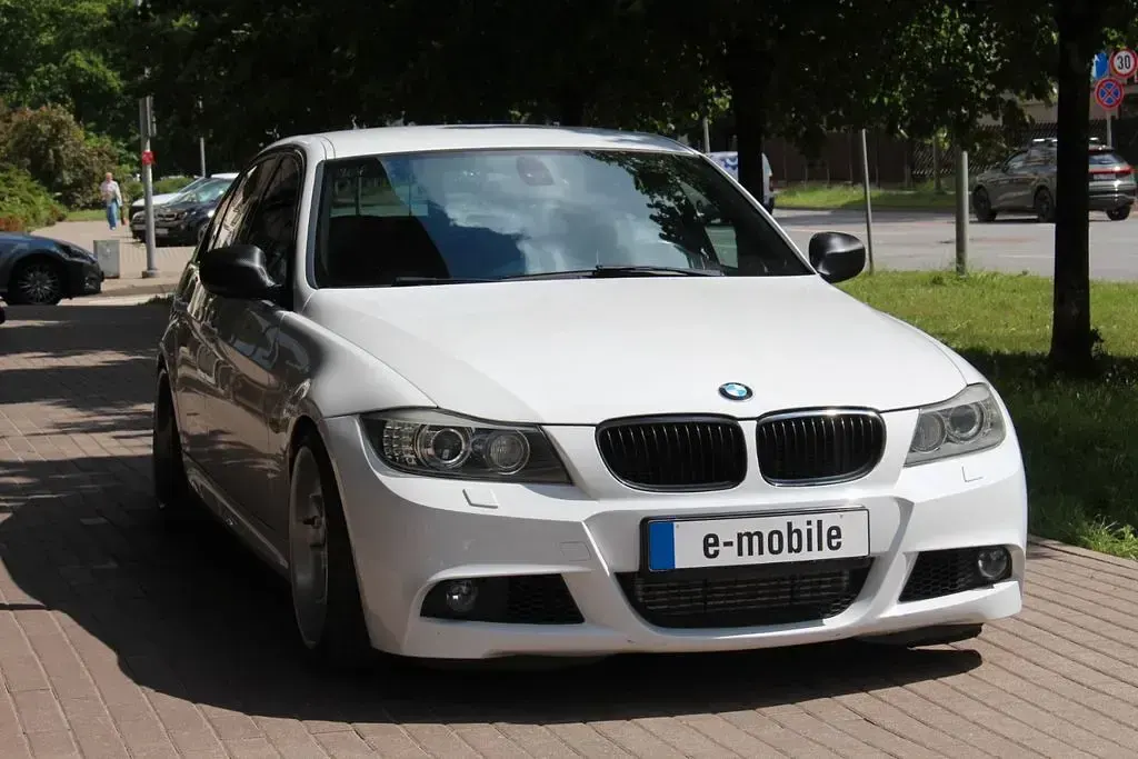 Gebraucht BMW 335 Performance 306 PS (225 kW) 2010 Weiß Limousine