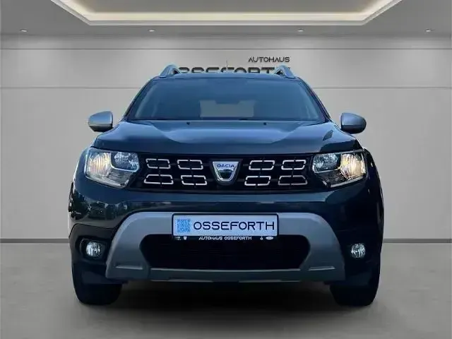 Gebraucht Dacia Duster Comfort 101 PS (74 kW) 2020 Grau SUV