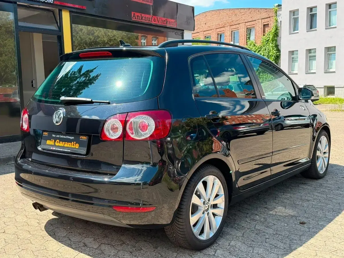 Gebraucht VW Golf Plus Cross Style 140 PS (102 kW) 2011 Schwarz Limousine