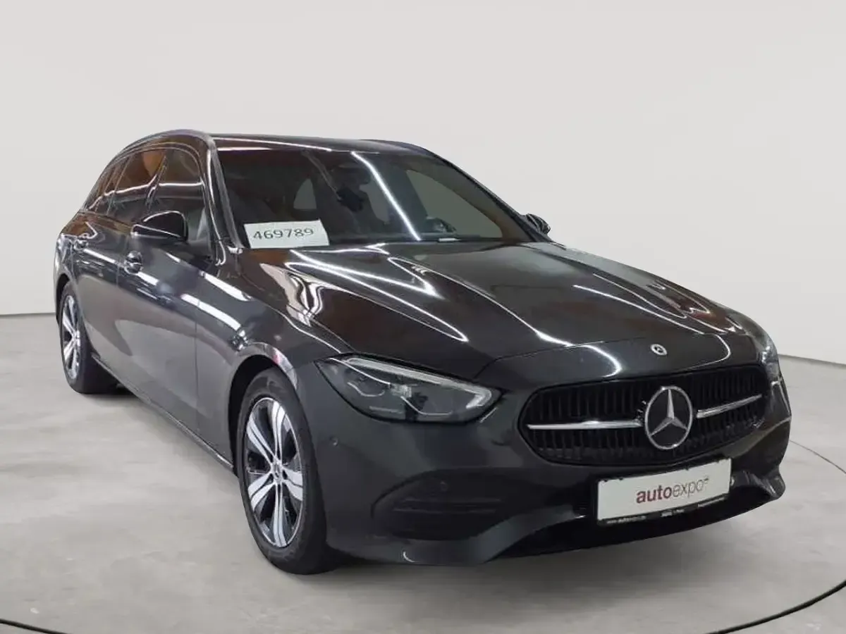 Gebraucht Mercedes C220 Avantgarde 200 PS (147 kW) 2023 Kombi