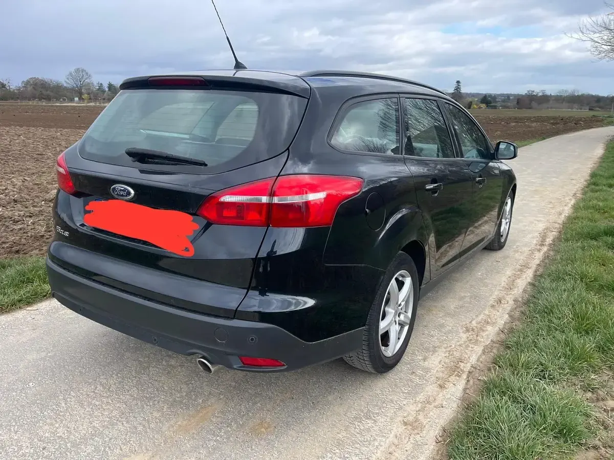 Używany Ford Focus 150 KM (110 kW) 2015 Czarny Kombi