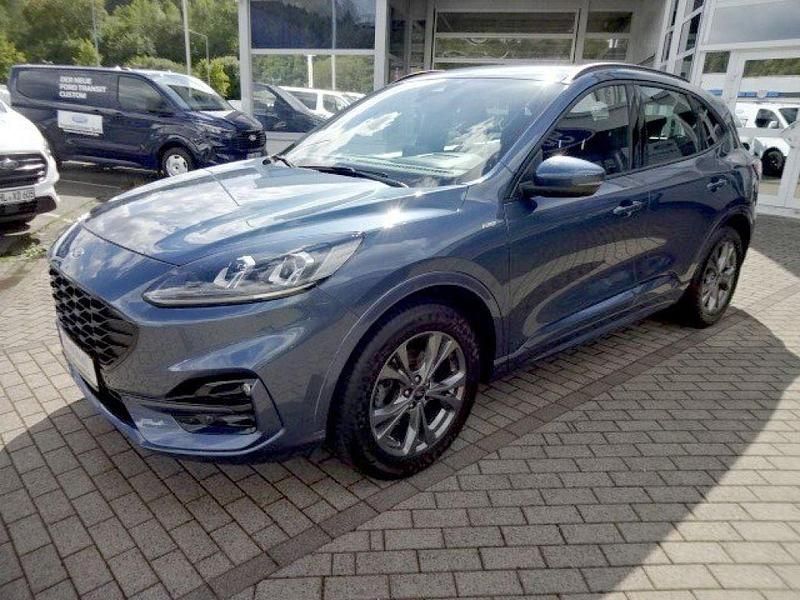 Gebraucht Ford Kuga 150 PS (110 kW) 2021 Chromablau metallic (metallic) SUV