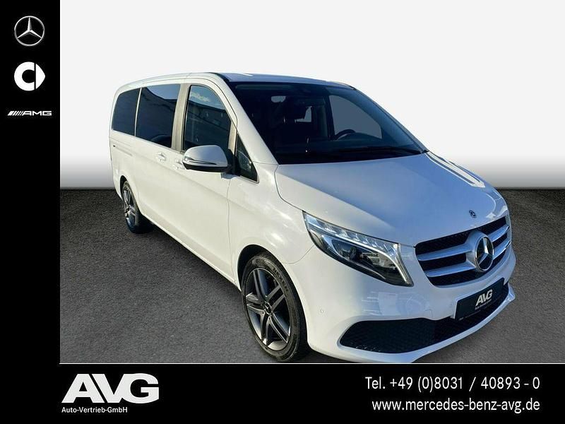 Gebraucht Mercedes V300 239 PS (175 kW) 2020 Arktikweiß Van / Kleinbus