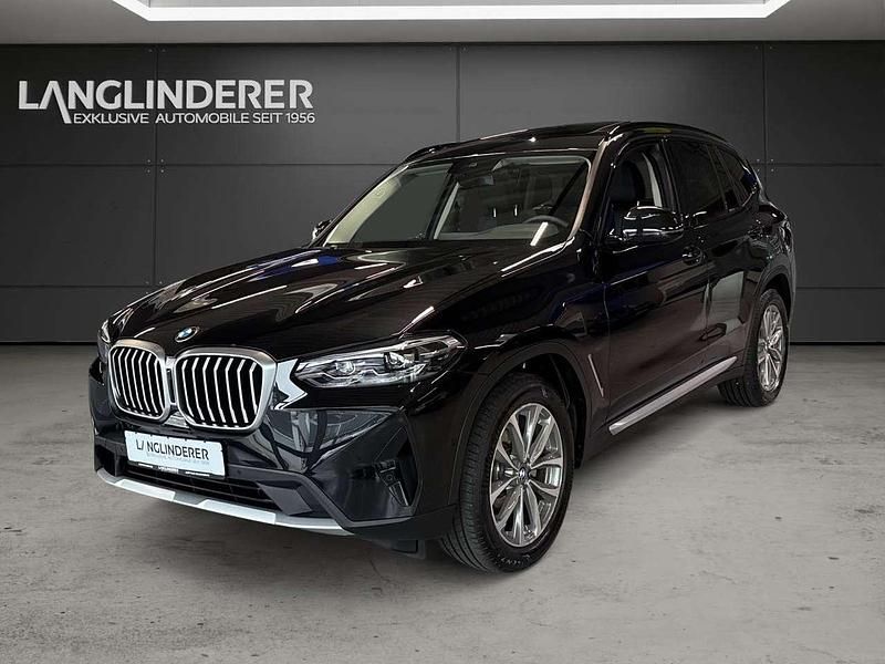 Black sapphire metallic Gebraucht 2024 BMW X3 Sport Line SUV | 47.900 € (Superpreis) - Bild 1/3