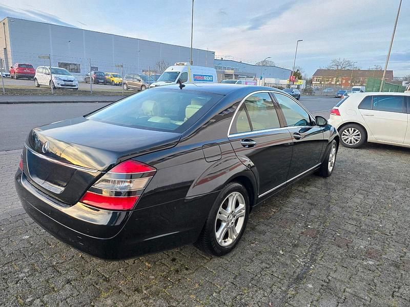 Schwarz Gebraucht 2006 Mercedes S350 Limousine | 3.500 € - Bild 1/4