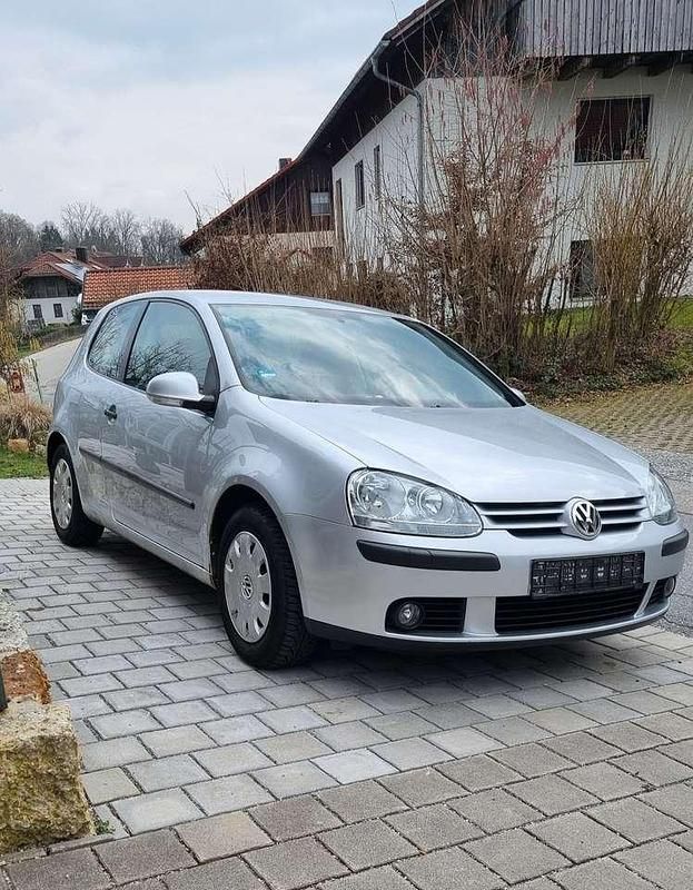 Gebraucht VW Golf IV Trendline 102 PS (75 kW) 2005 Grau Kleinwagen