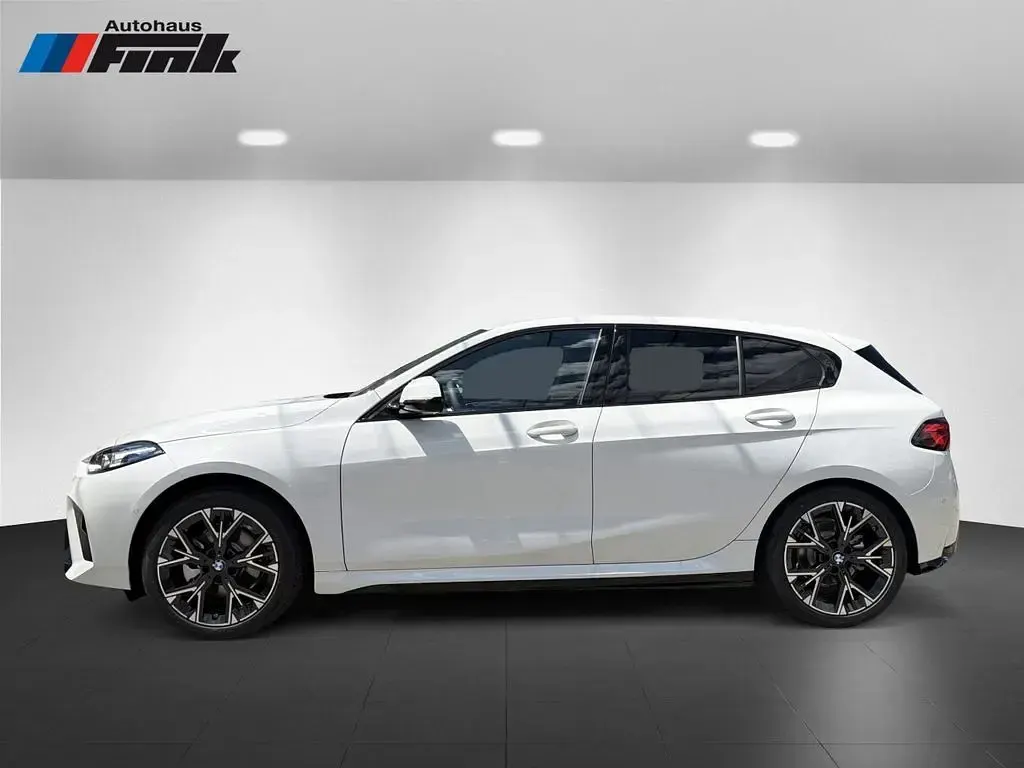 Neu BMW 120 M Sport 170 PS (125 kW) 2026 Alpinweiss iii Kleinwagen