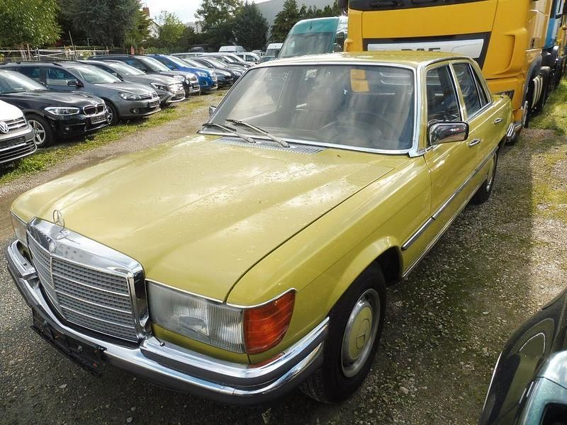 Gelb Gebraucht 1978 Mercedes S280 Limousine | 6.900 € - Bild 1/4
