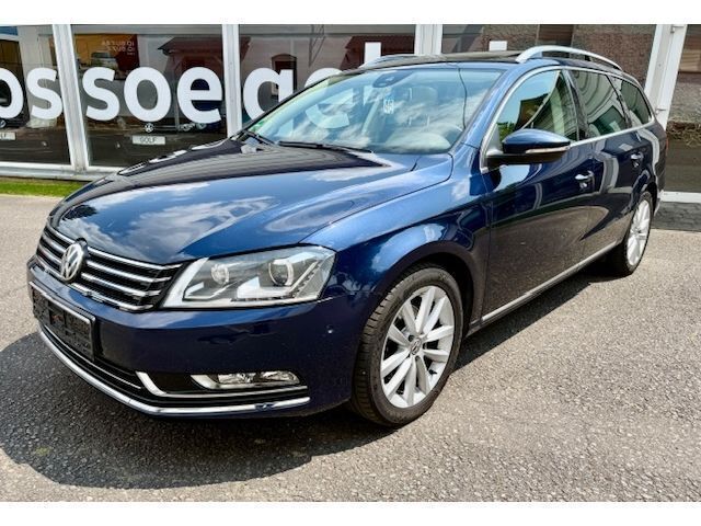 Blau Gebraucht 2014 VW Passat Highline Kombi | 7.990 € (Guter Preis) - Bild 1/4