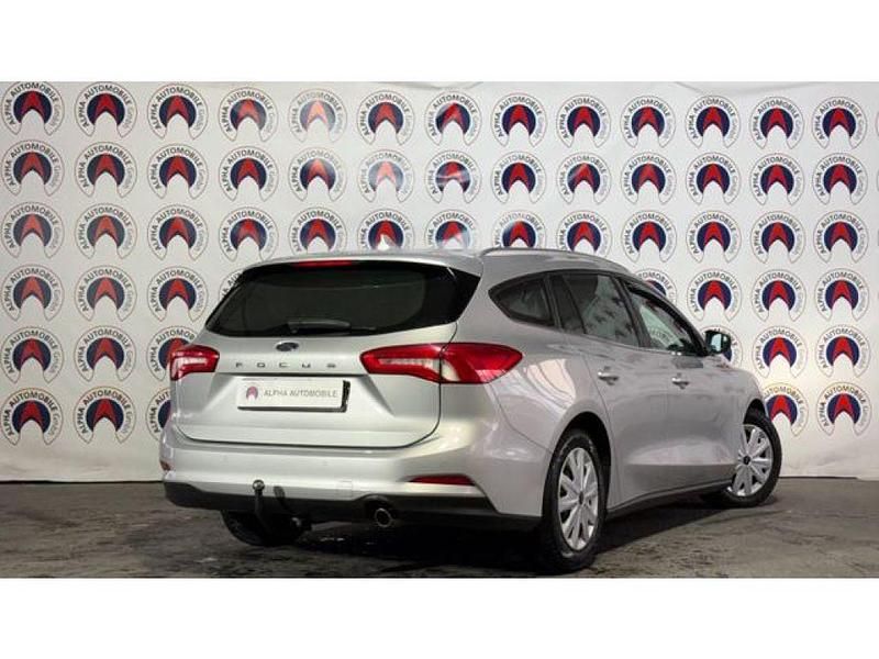 Gebraucht Ford Focus 120 PS (88 kW) 2019 Grau (metallic) Kombi