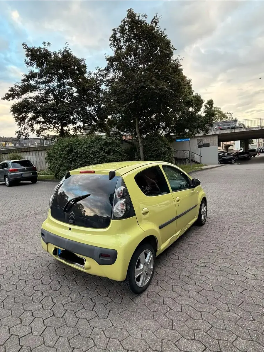 Gebraucht Citroën C1 69 PS (50 kW) 2008 Gelb Kleinwagen