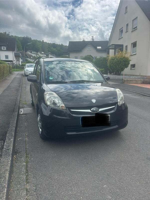 Schwarz Gebraucht 2007 Subaru Justy Kleinwagen | 2.300 € - Bild 1/4