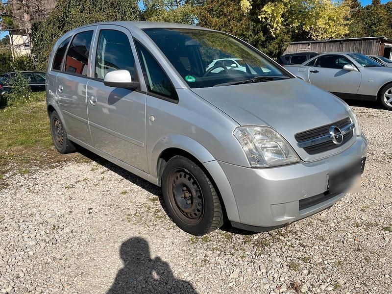 Gebraucht Opel Meriva 101 PS (74 kW) 2005 Silber Van / Kleinbus