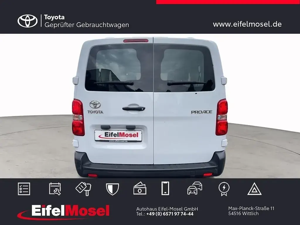 Gebraucht Toyota Proace Verso 144 PS (105 kW) 2022 Weiß Kombi