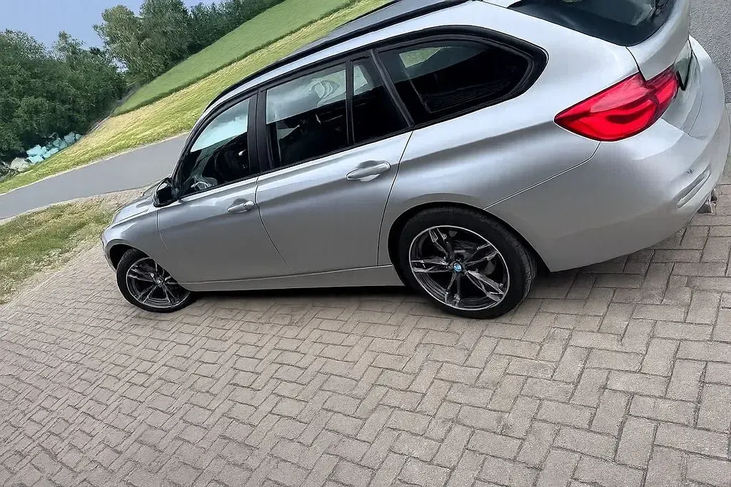 Gebraucht BMW 320 190 PS (139 kW) 2019 Silber Kombi