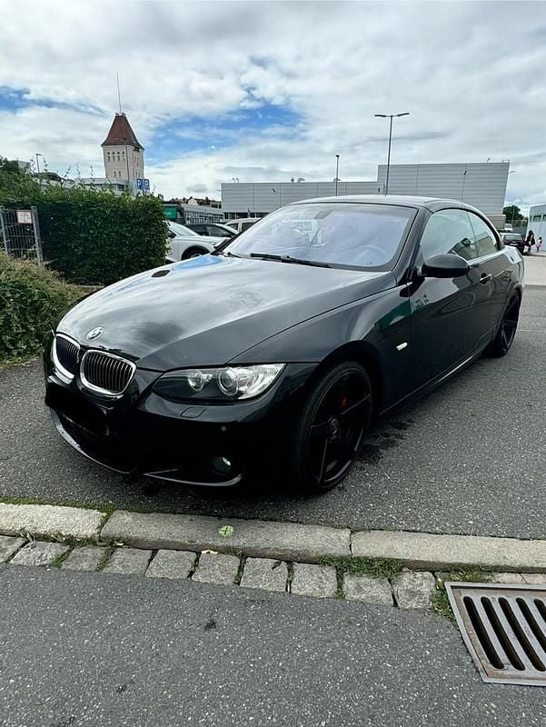 Gebraucht BMW 330 Cabriolet 231 PS (169 kW) 2007 Schwarz Cabrio