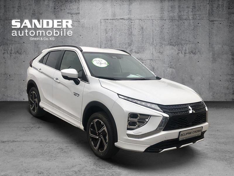 Gebraucht Mitsubishi Eclipse Cross Top 188 PS (138 kW) 2022 Weiß SUV