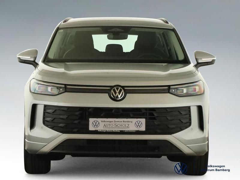 Gebraucht VW Tayron Life 150 PS (110 kW) 2025 Silber SUV
