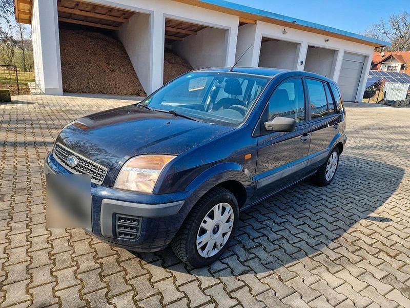 Gebraucht Ford Fusion 80 PS (58 kW) 2008 Blau Kleinwagen