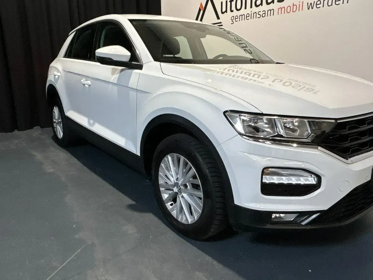 Gebraucht VW T-Roc Basis 116 PS (85 kW) 2018 Weiß SUV