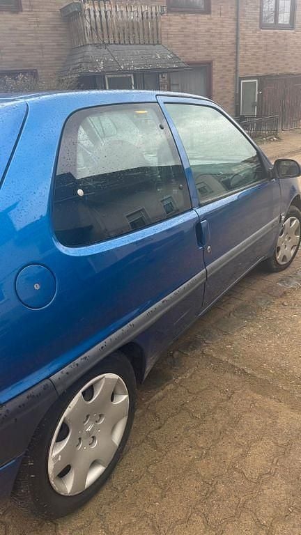 Gebraucht Citroën Saxo 60 PS (44 kW) 2001 Blau Kleinwagen