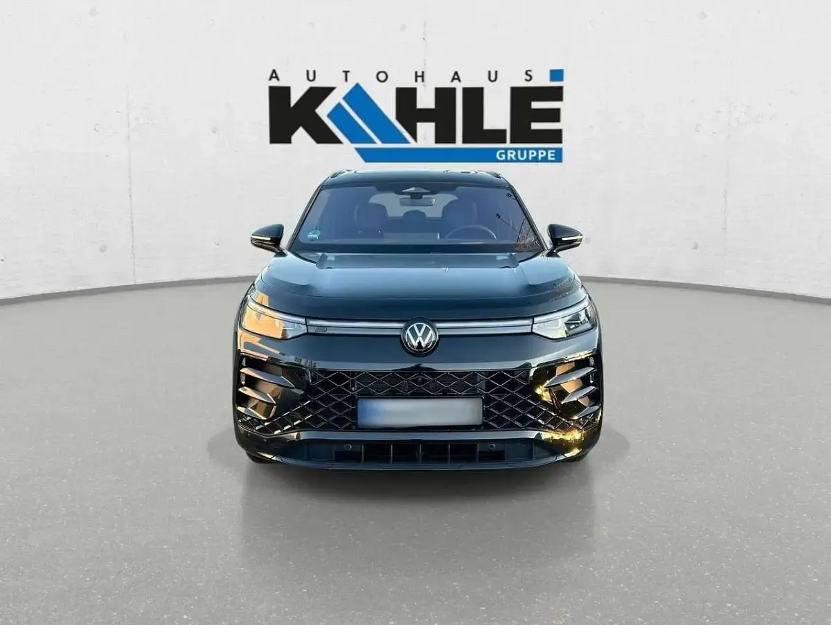 Gebraucht VW Tayron R-line 272 PS (200 kW) 2025 Schwarz SUV