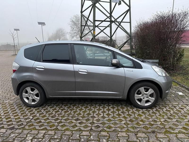 Gebraucht Honda Jazz Elegance 101 PS (74 kW) 2010 Grau Kleinwagen