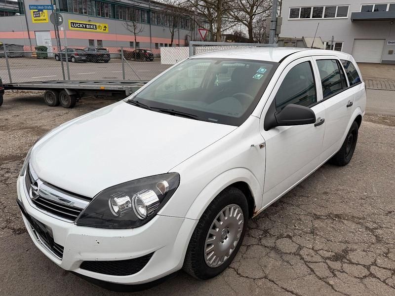 Gebraucht Opel Astra Edition 90 PS (66 kW) 2009 Weiß Kombi