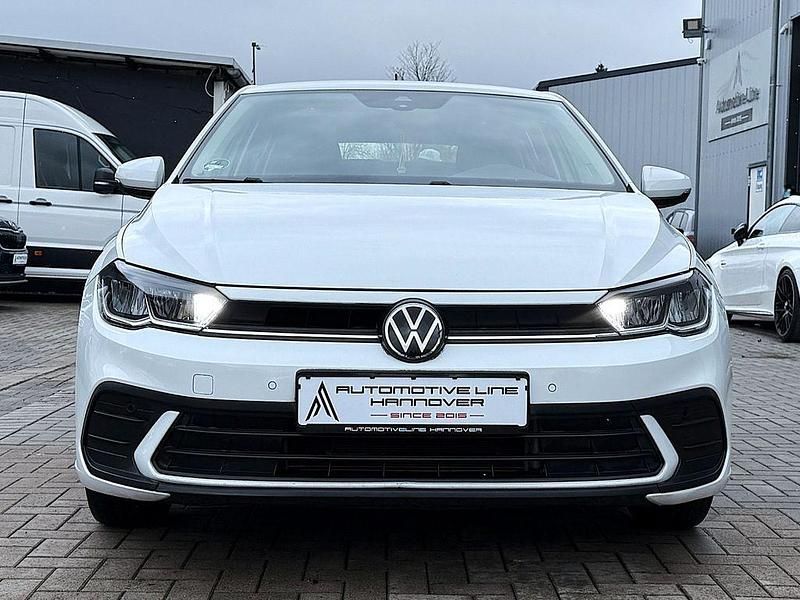 Gebraucht VW Polo Life 80 PS (58 kW) 2023 Weiß Kleinwagen