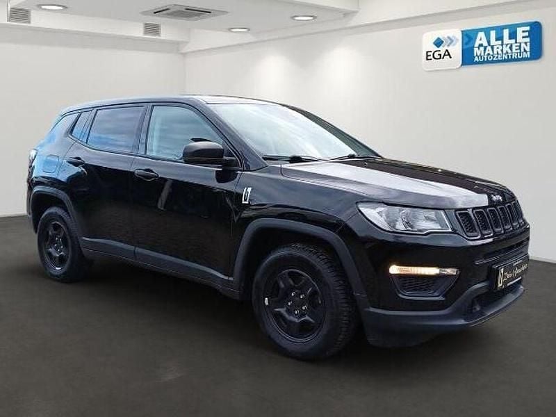 Schwarz metallic Gebraucht 2018 Jeep Compass Sport SUV | 12.990 € (Guter Preis) - Bild 1/4