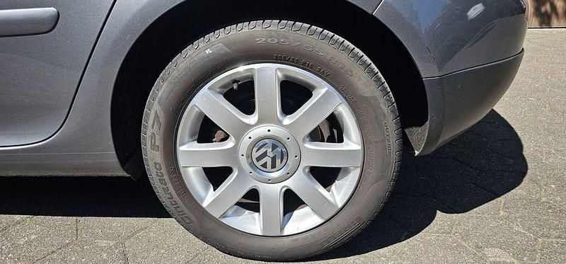 Gebraucht VW Golf V 102 PS (75 kW) 2007 Grau Limousine