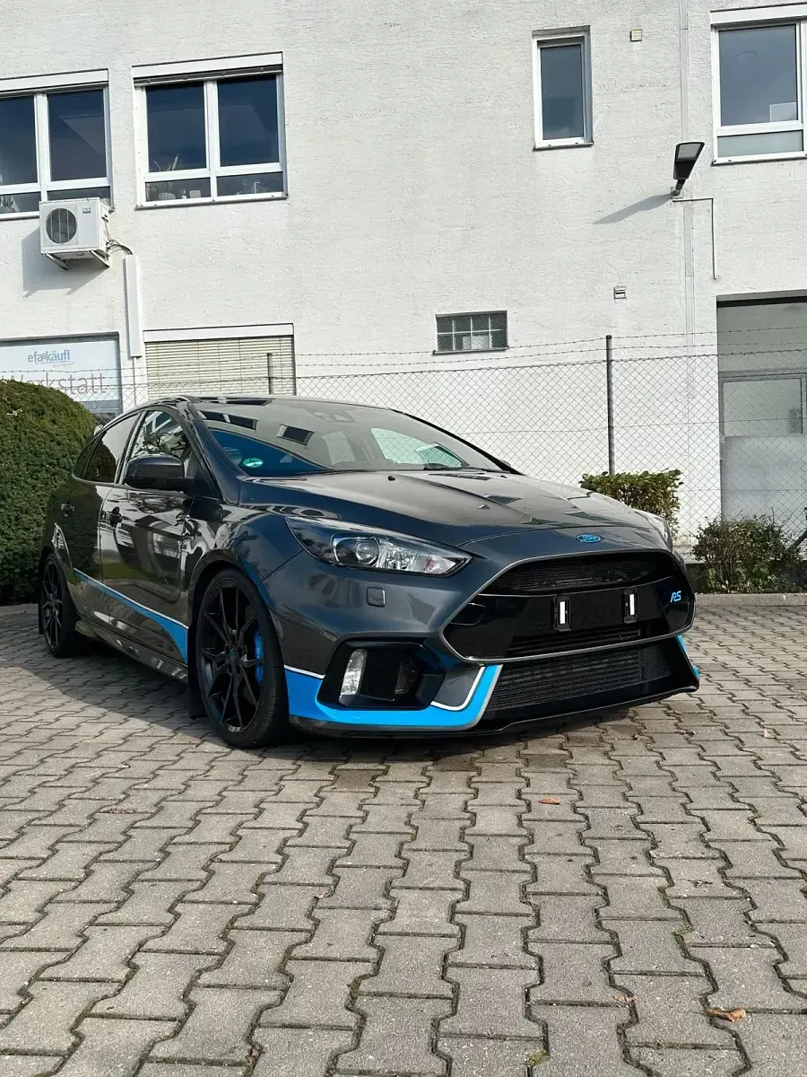 Gebraucht Ford Focus RS 350 PS (257 kW) 2017 Grau Limousine