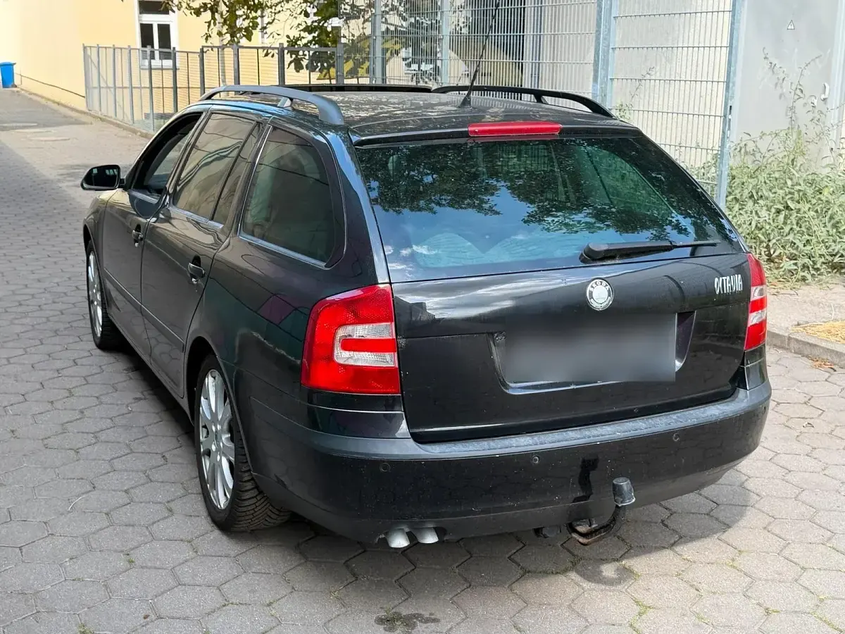 Gebraucht Skoda Octavia 140 PS (102 kW) 2008 Schwarz Kombi