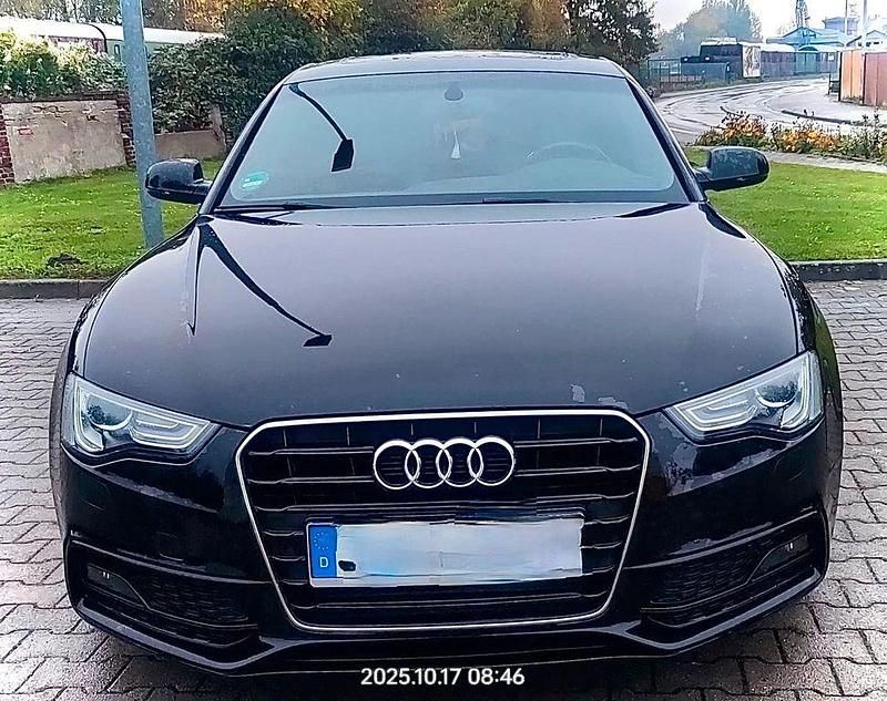 Schwarz Gebraucht 2015 Audi A5 Sportback S-Line Kleinwagen | 12.500 € (Fairer Preis) - Bild 1/4