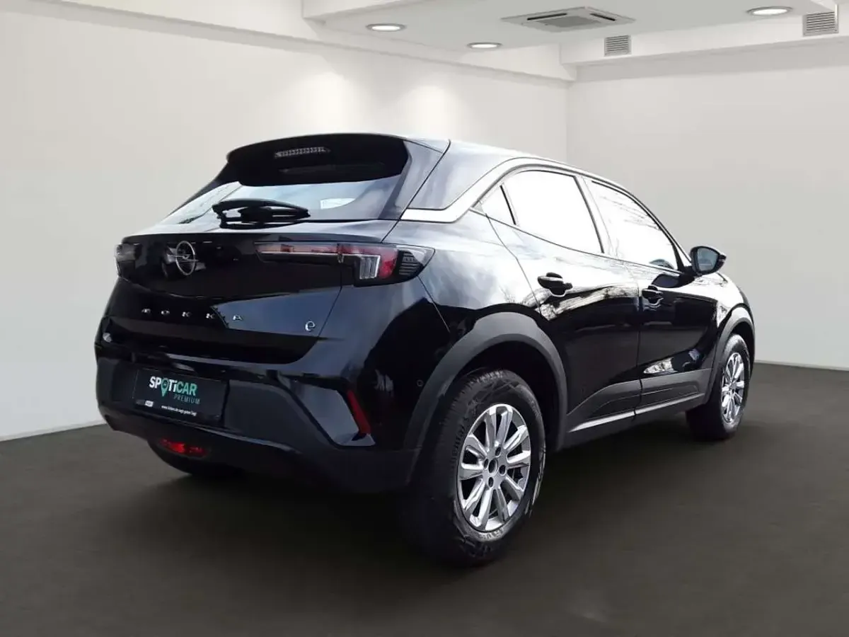 Gebraucht Opel Mokka-e Edition 100 kW (136 PS) 2022 Schwarz SUV