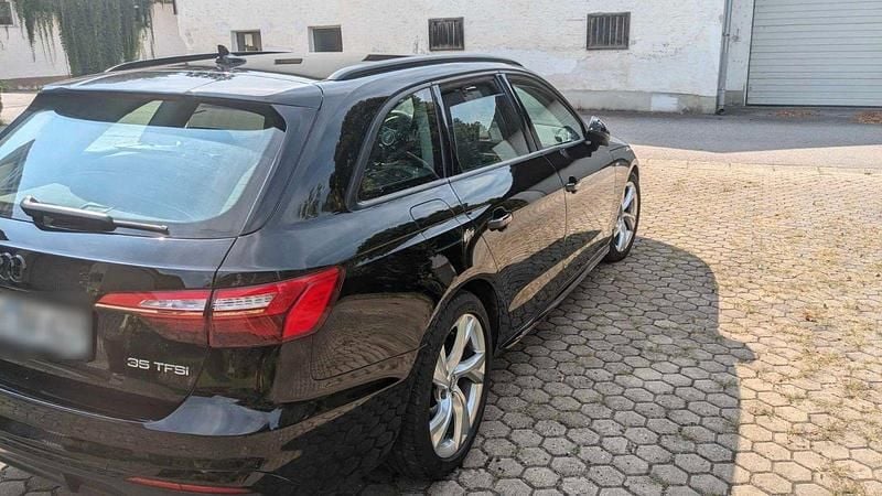 Gebraucht Audi A4 S-Line 150 PS (110 kW) 2020 Schwarz Kombi