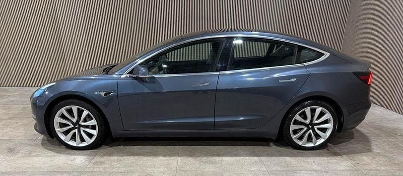 Gebraucht Tesla Model 3 Long Range AWD 225 kW (306 PS) 2019 Blau Limousine