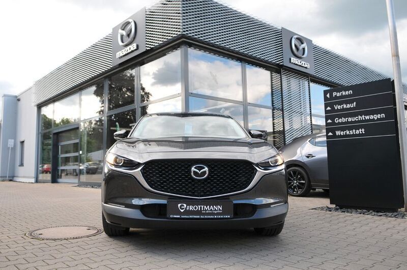 Grau Gebraucht 2022 Mazda CX-30 Selection SUV | 22.390 € (Guter Preis) - Bild 1/4