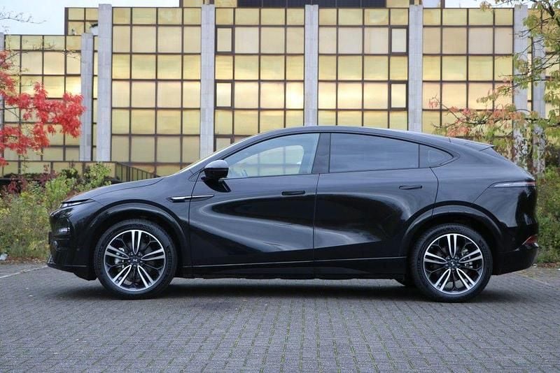 Second-hand XPENG G6 189 kW (258 CP) 2024 Negru SUV