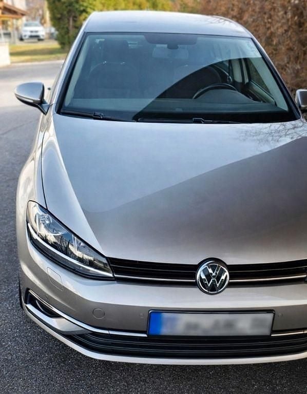 Gebraucht VW Golf VII 110 PS (80 kW) 2017 Silber Limousine