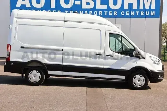 Gebraucht Ford Transit 131 PS (96 kW) 2025 Frostweiß Van / Kleinbus